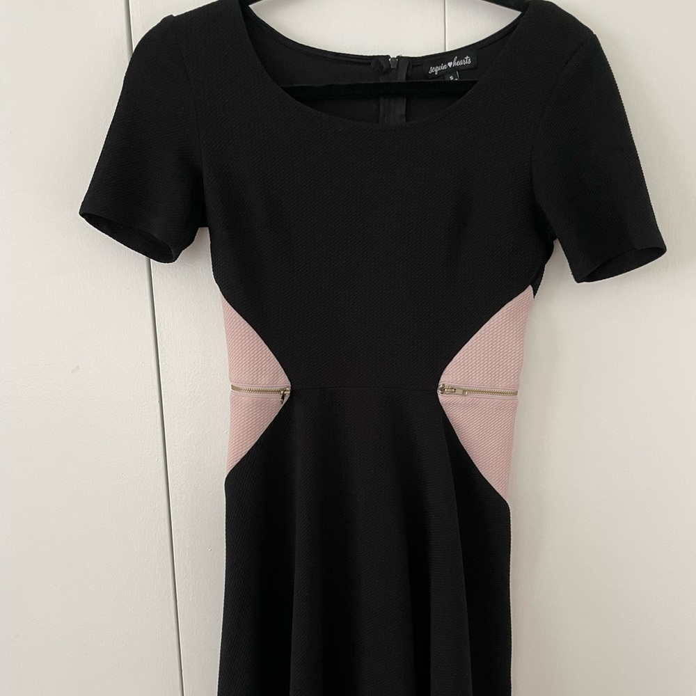 Black/Pink above the knee dress